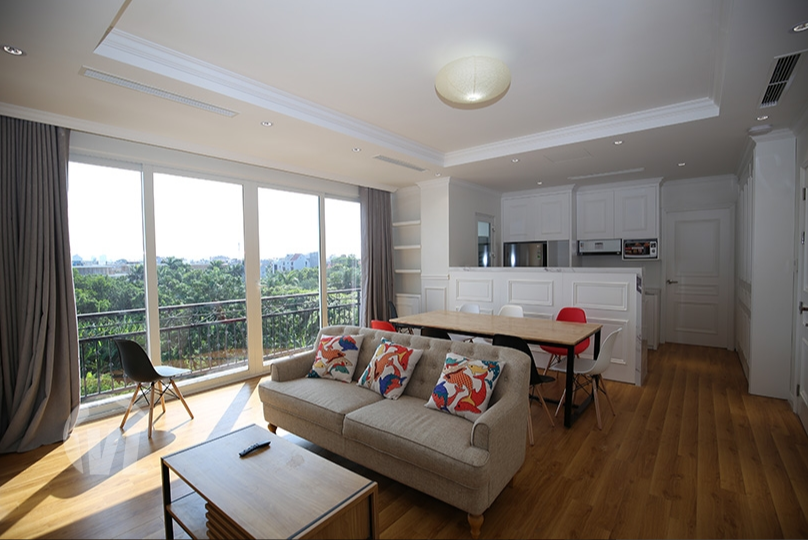 Brand new 3 bedroom apartment in Long Bien with small swimming pool