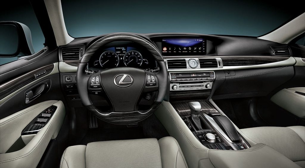 Lexus LS460