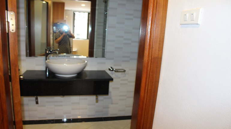 Brand-New Serviced Apartment Truc Bach Lake 