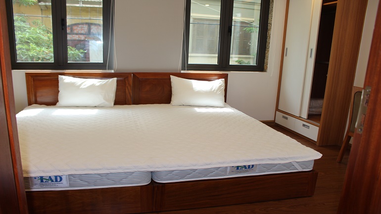 Brand-New Serviced Apartment Truc Bach Lake 
