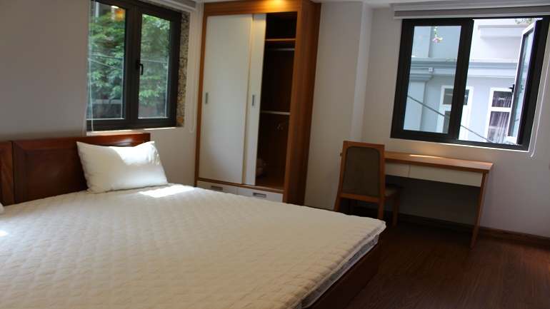 Brand-New Serviced Apartment Truc Bach Lake 