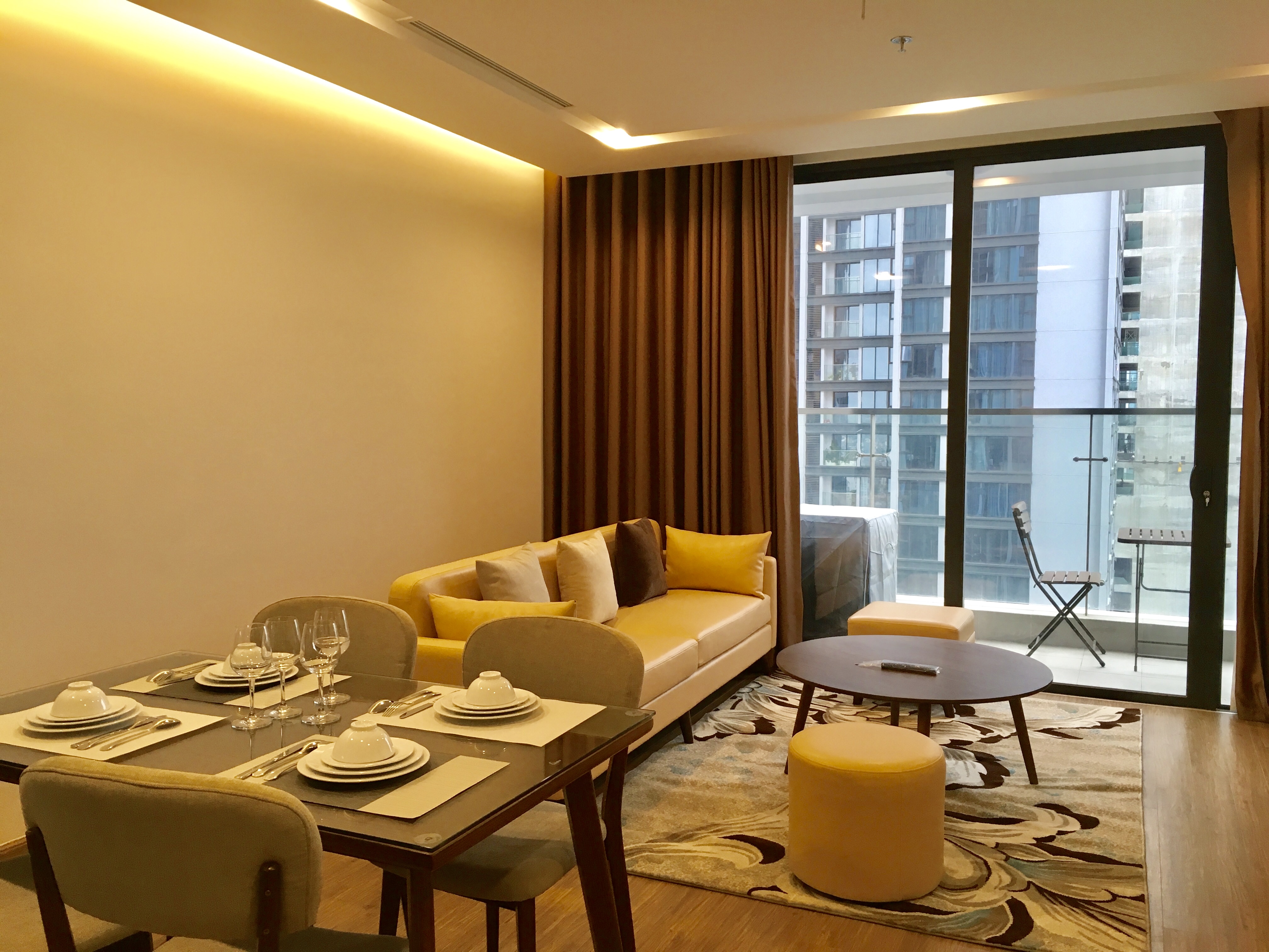 Luxury Apartment in Lieu Giai Str.