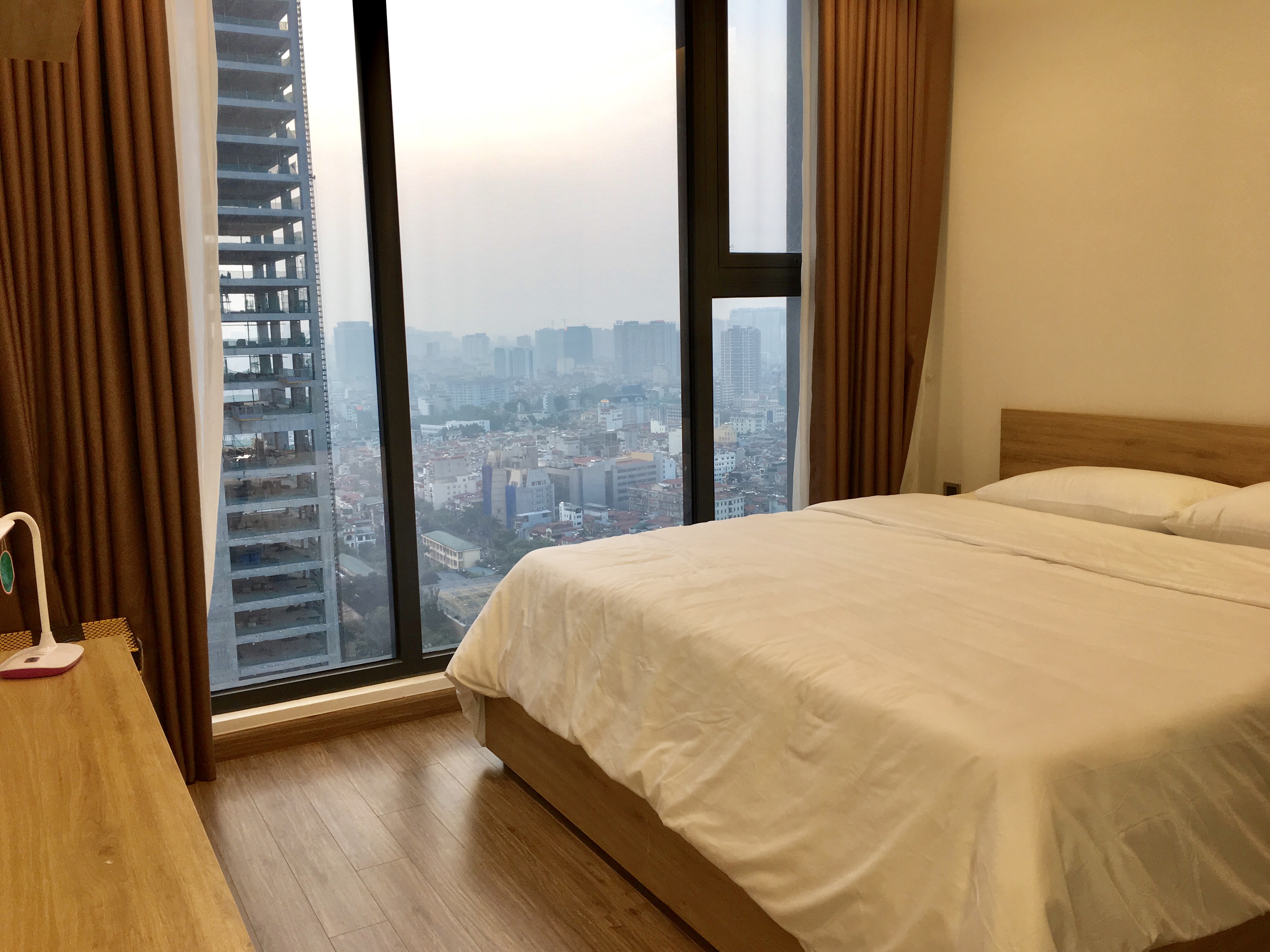 Luxury Apartment in Lieu Giai Str. 