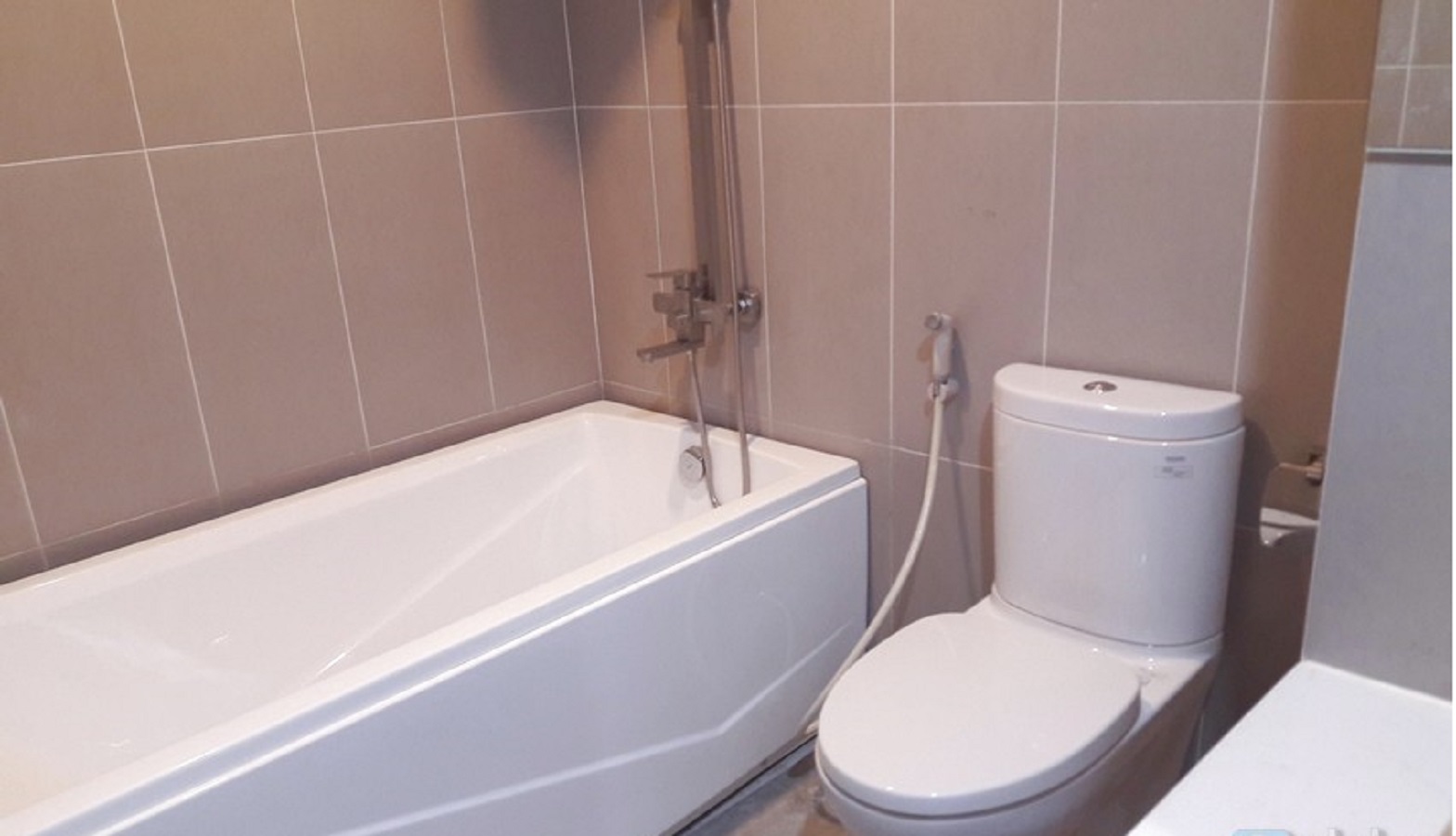 Nice 3 BR apartment in Goldmark city 