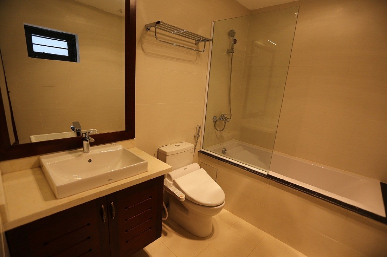 Brand new 02 bedrooms apartment 