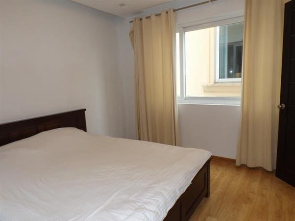 Two-bedroom apartment near Ba Mau lake 