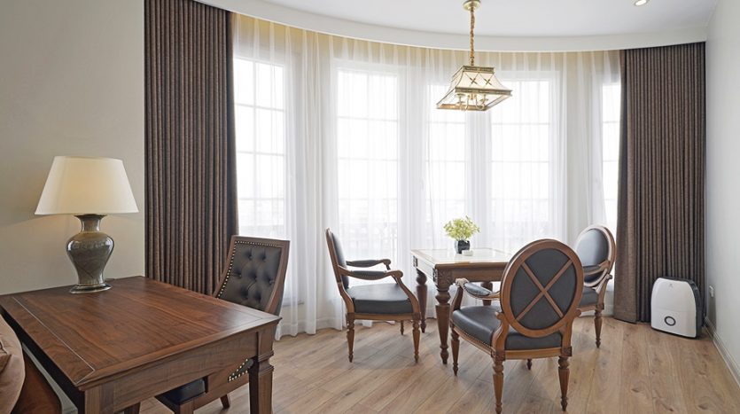 Luxury apartment in Hoa Ma Str. 