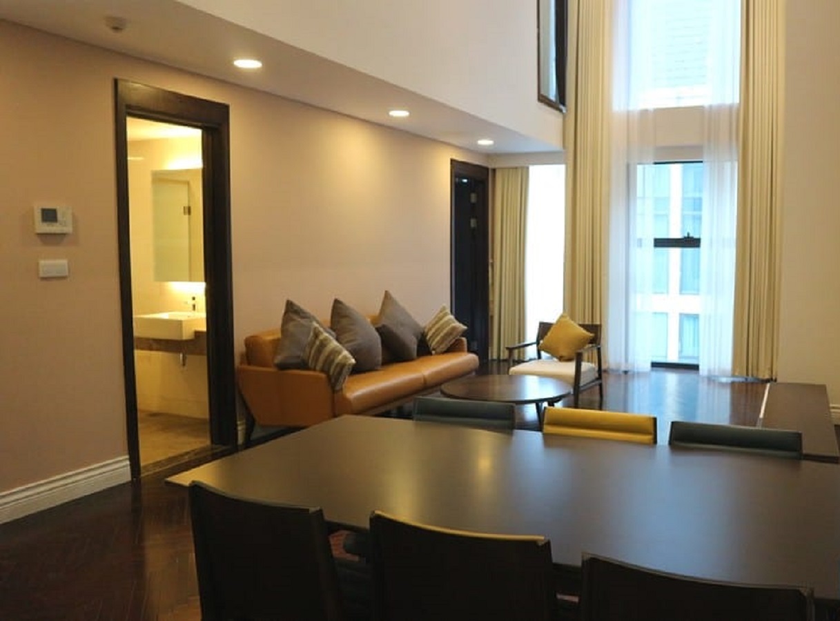 A modern 02 bedrooms duplex apartment