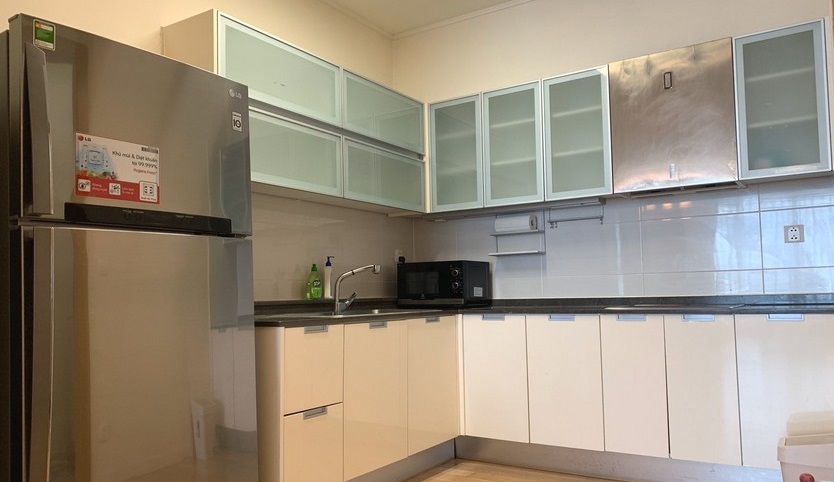 Good quality 03 bedroom apartment 