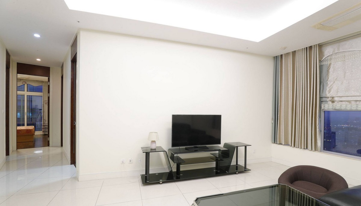 Amazing 3- bedroom Apartment 