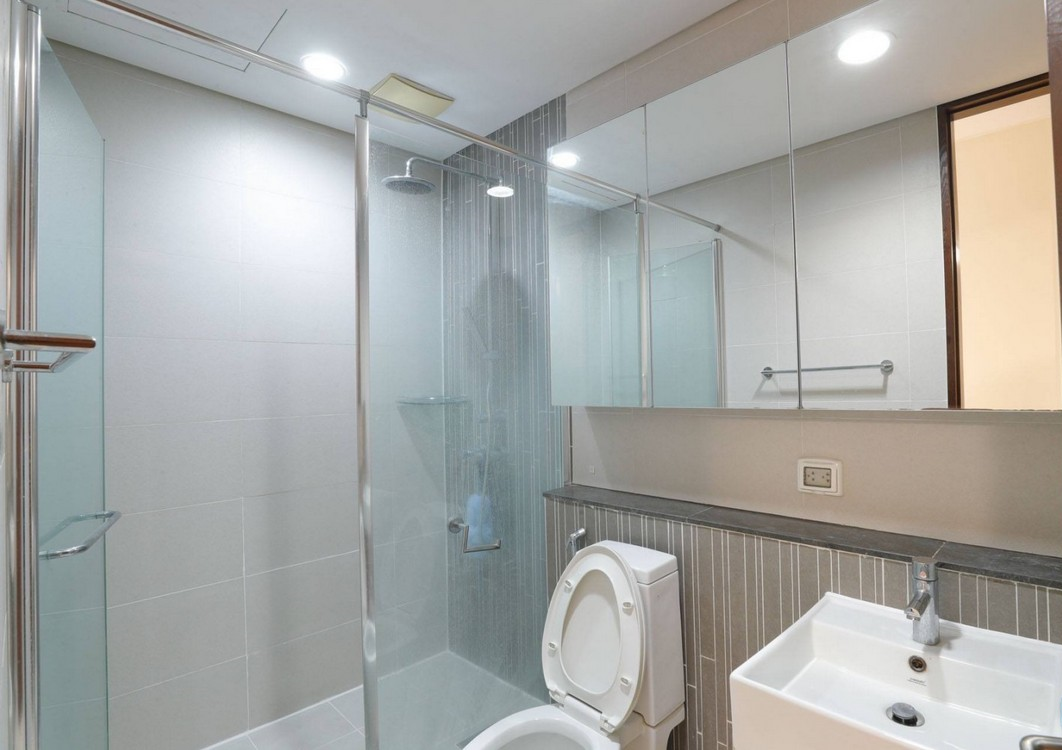 Amazing 3- bedroom Apartment 