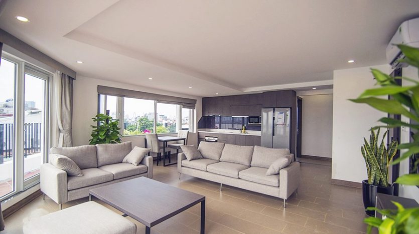 Lake view serviced apartment with 03 bedrooms for rent on the To Ngoc Van street, Tay Ho district, Ha Noi city