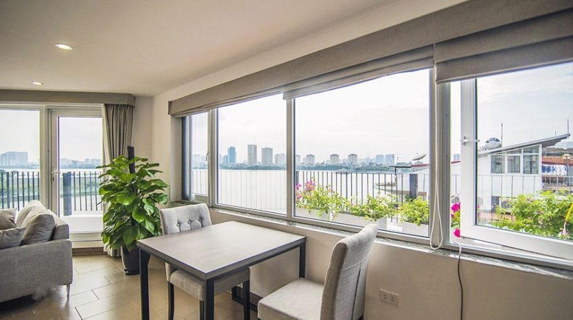 Lake view serviced apartment with 03 bedrooms for rent on the To Ngoc Van street, Tay Ho district, Ha Noi city 