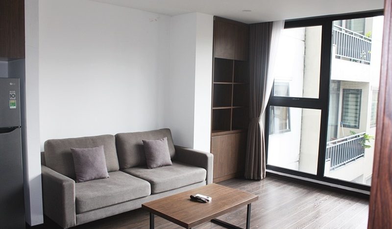 Modern serviced 01 bedroom apartment 