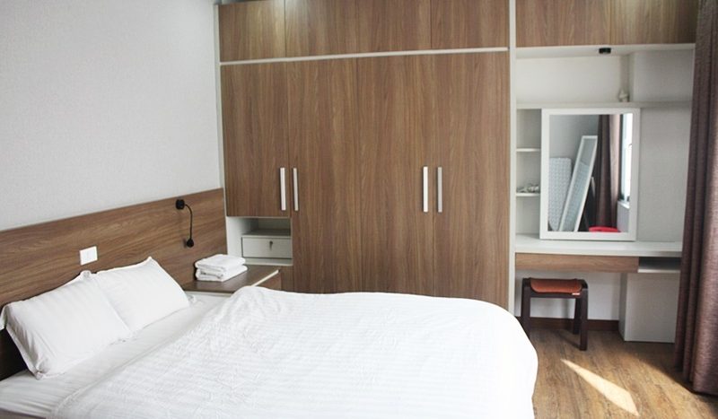 Seviced apartment with fully furnished 