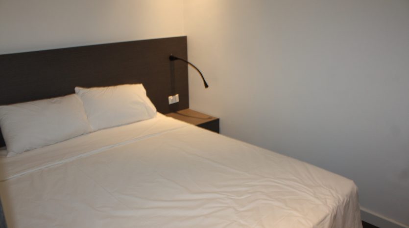 Nice serviced apartment with 02 bedrooms 