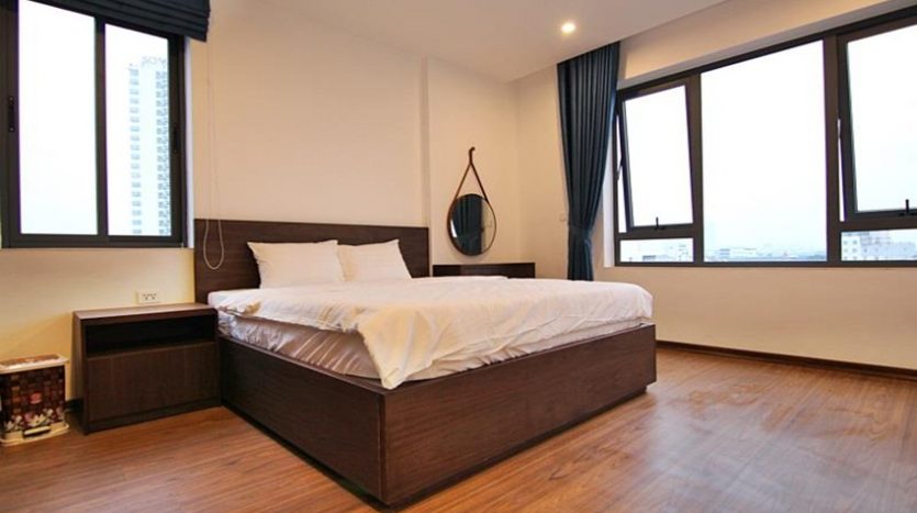 Bright, airy, modern 2 bedroom apartment 