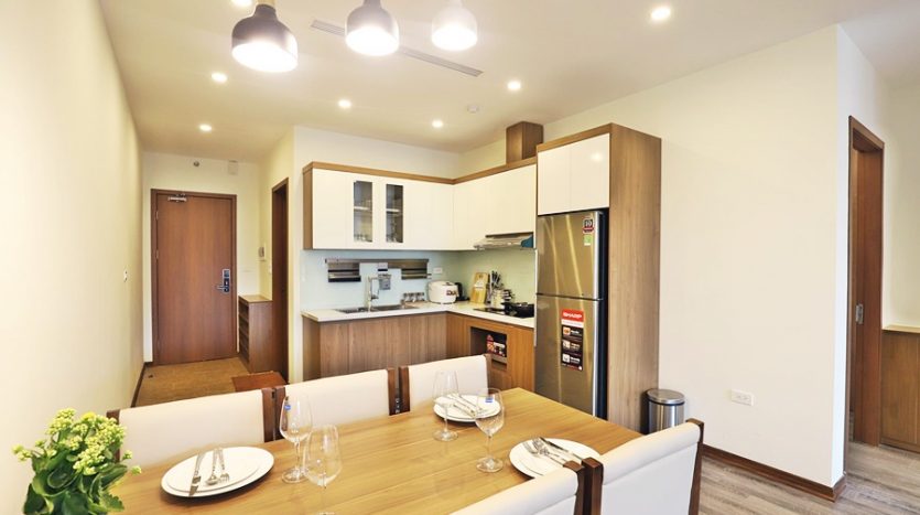 Modern 2 bedroom apartment in Tay Ho Str. 
