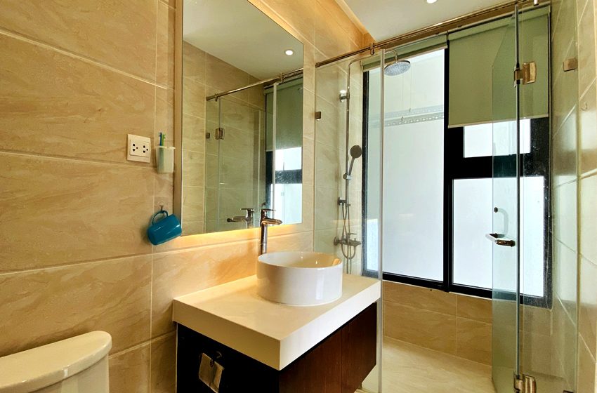 02-bedroom apartment in Imperial Garden building 