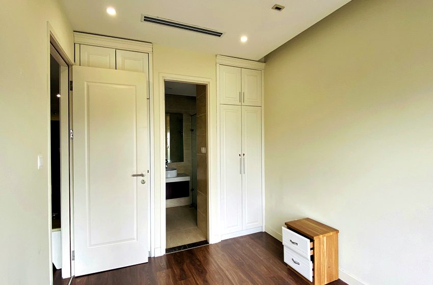 02-bedroom apartment in Imperial Garden building 