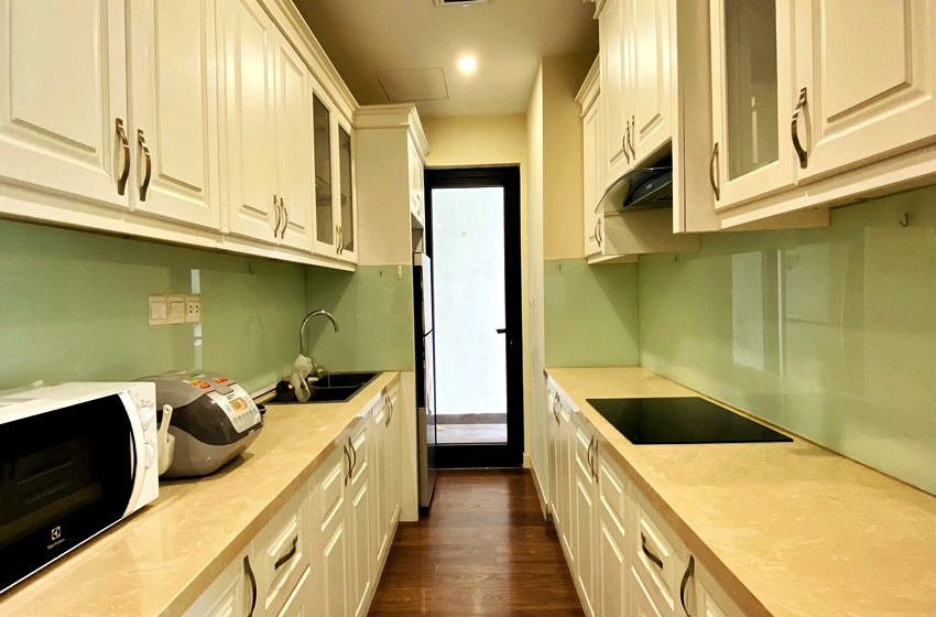 02-bedroom apartment in Imperial Garden building 