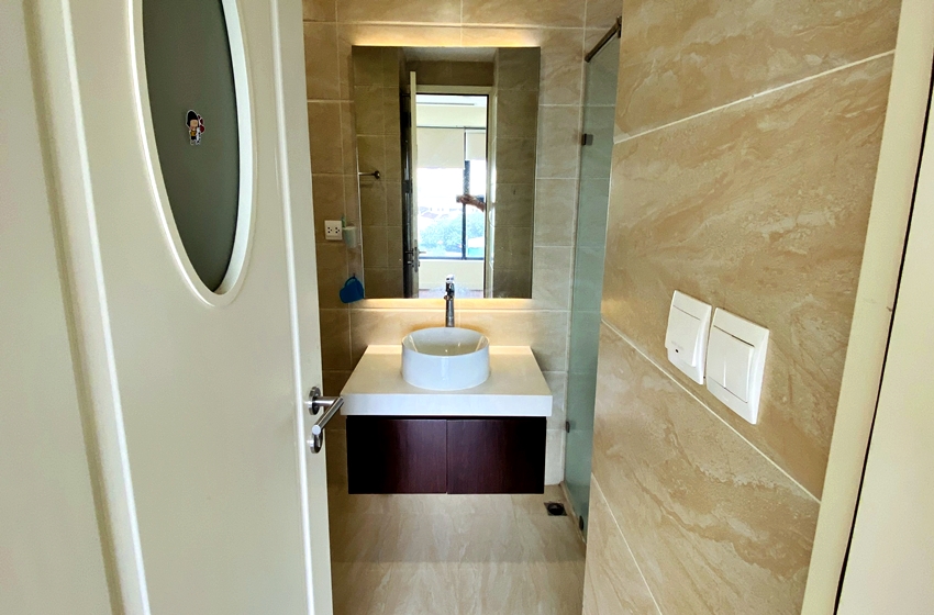 02-bedroom apartment in Imperial Garden building 